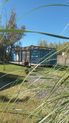 Cubil Azul. Casa conteiner 2 dormitorios